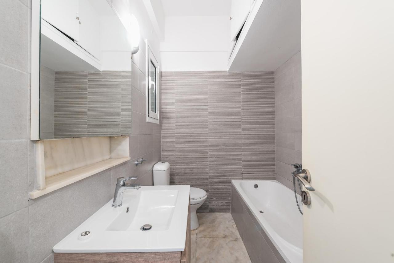 Victoria Plaza Palace Apartments Афины Экстерьер фото